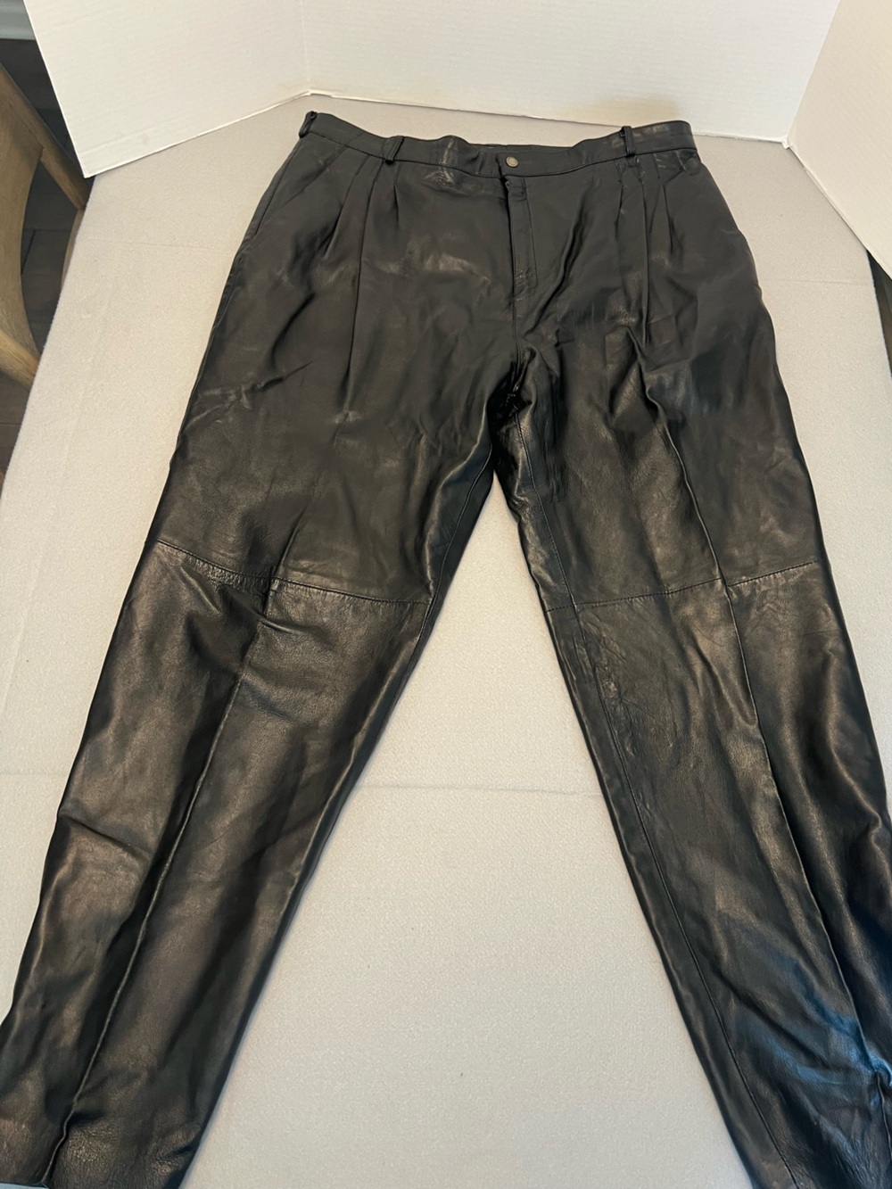 Genuine Leather Black Woman Pants Size 40 Read